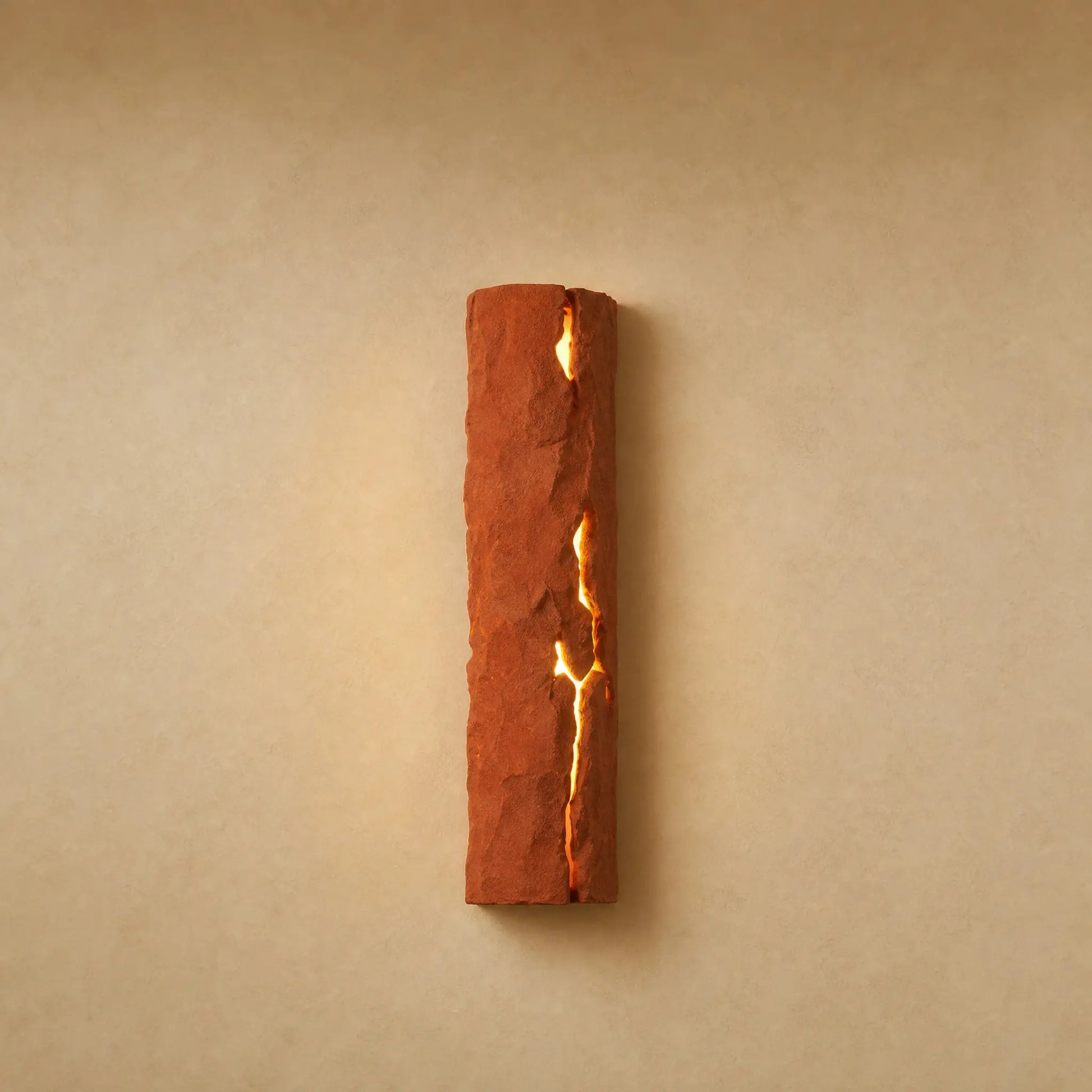 Applique murale pierre de lave terracotta à faille lumineuse, finition Terracotta | Delvanie