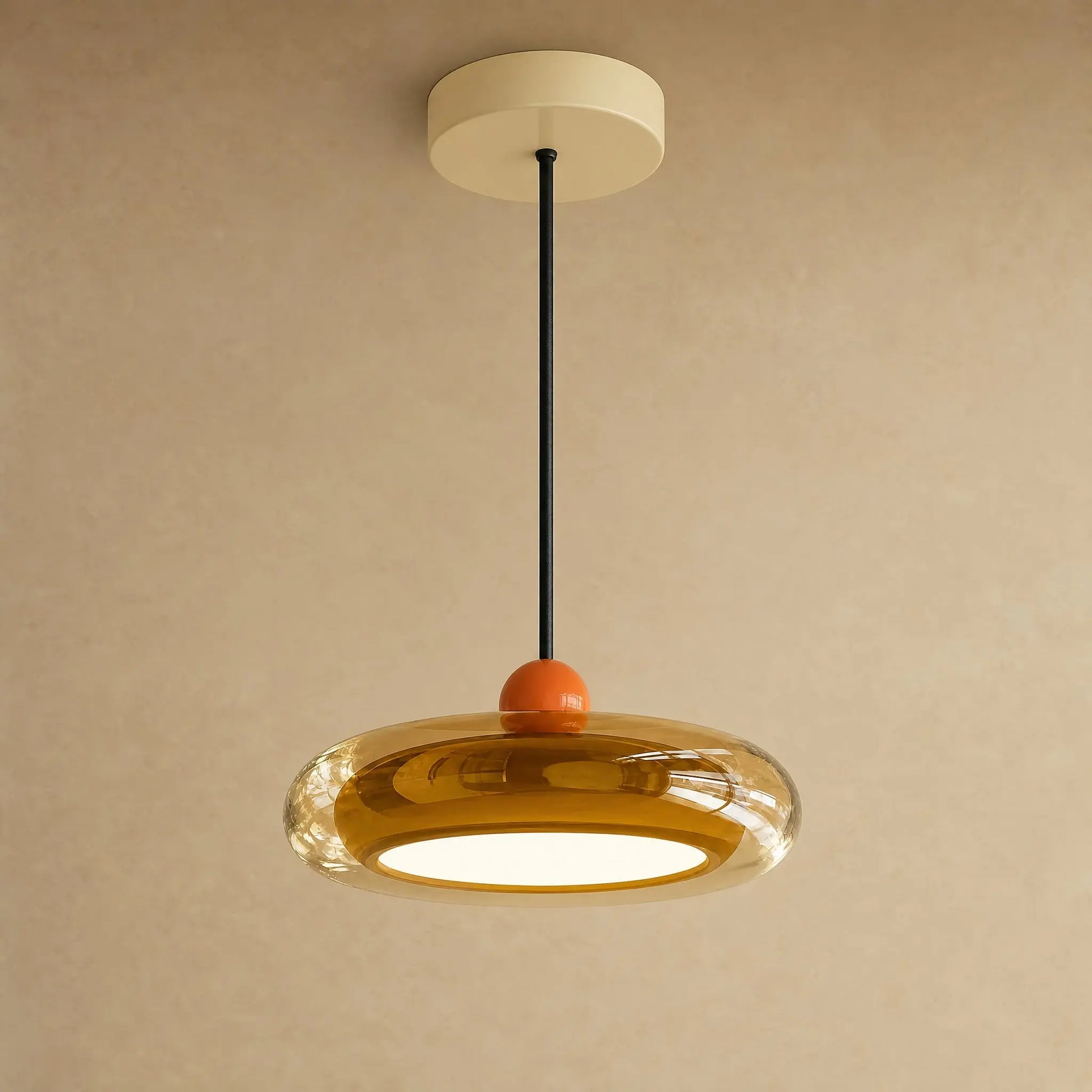 Suspension en verre ambré et platine crème, Prismya | Delvanie