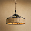 Suspension corde de chanvre Chanvéa, tambour tressé et fer noir, fond minéral beige | Delvanie