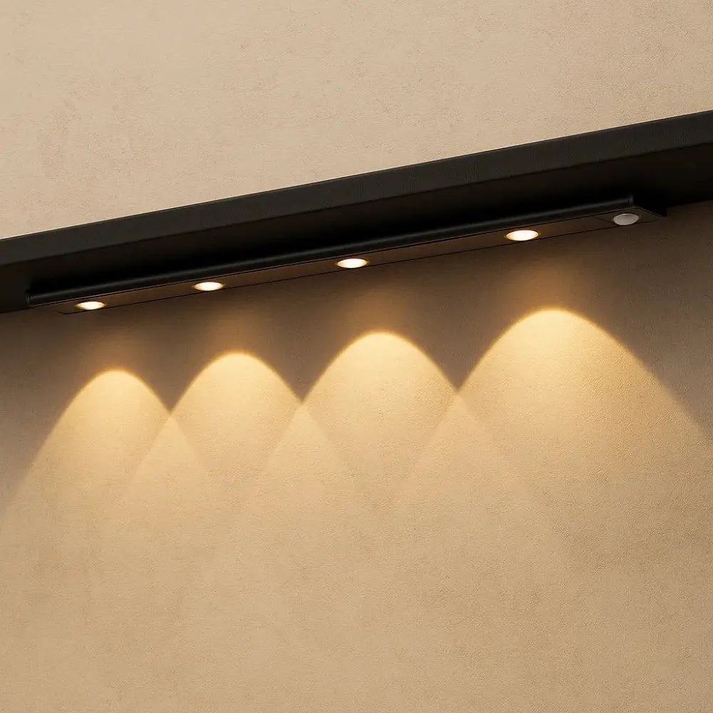 Applique Luminaire Cuisine - Éclat Subtil | Lumoria - 40 cm / Noir |   Delvanie