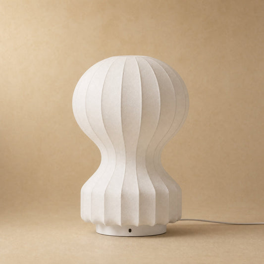 Lampe d'ambiance en cocon de soie artificielle blanche nervuree, packshot | Delvanie