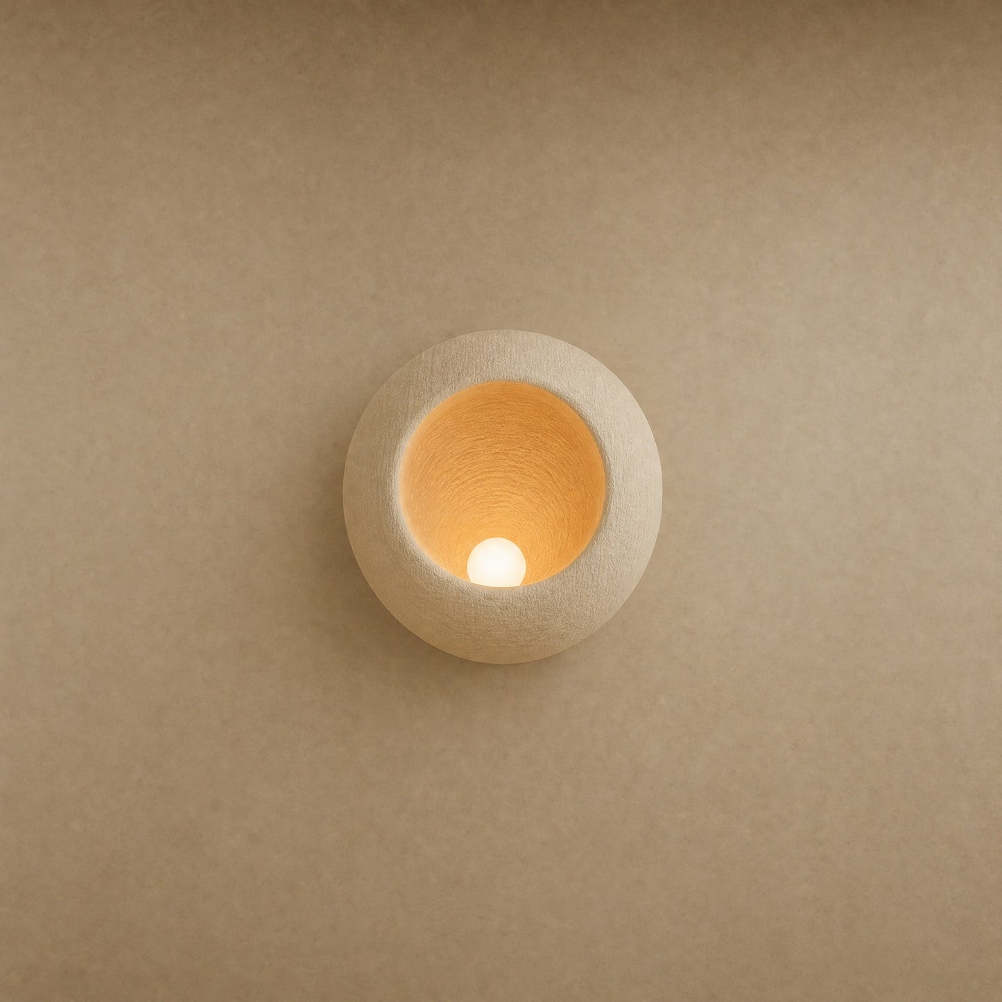 Lampe de chevet murale Sakumi, coque Nid écrue de 30 x 28,5 cm allumée | Delvanie